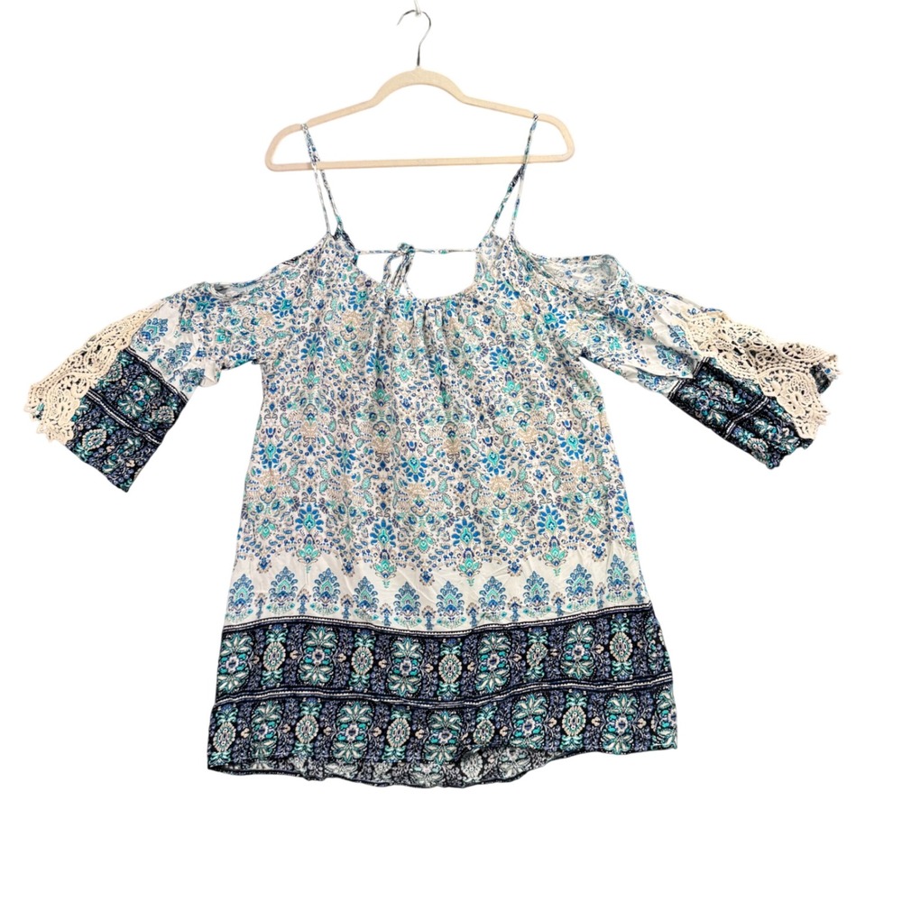Love Tree Cold Shoulder Blouse‎ Womens L Blue Paisley Crochet Lace Trim Boho Top